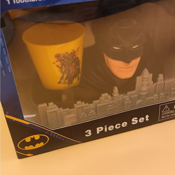 DC Batman 3 piece Smile Set - Picture 4 of 9